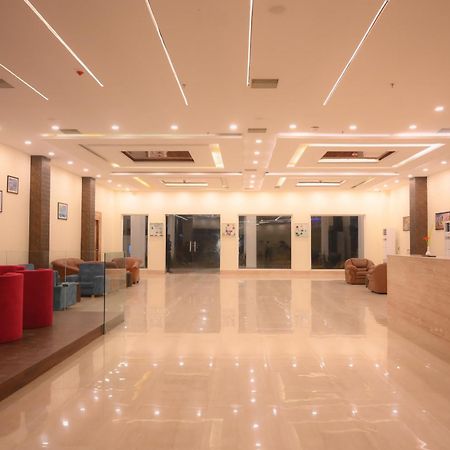 Seven Hills Hotel Puri Exterior photo